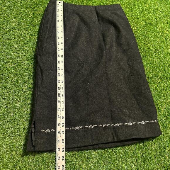 Vintage Black Wool Skirt With Silver Floral Barb Embroidery - Picture 3 of 6